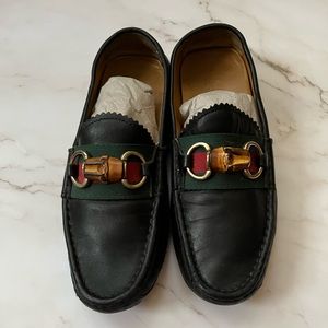 Women Gucci Horsebit Moccasins Loafers Shoes Size 36EU/ 6 US Black/Red.